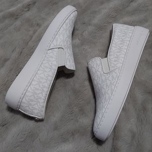 MICHAEL KORS Keaton Logo Slip-On Sneaker